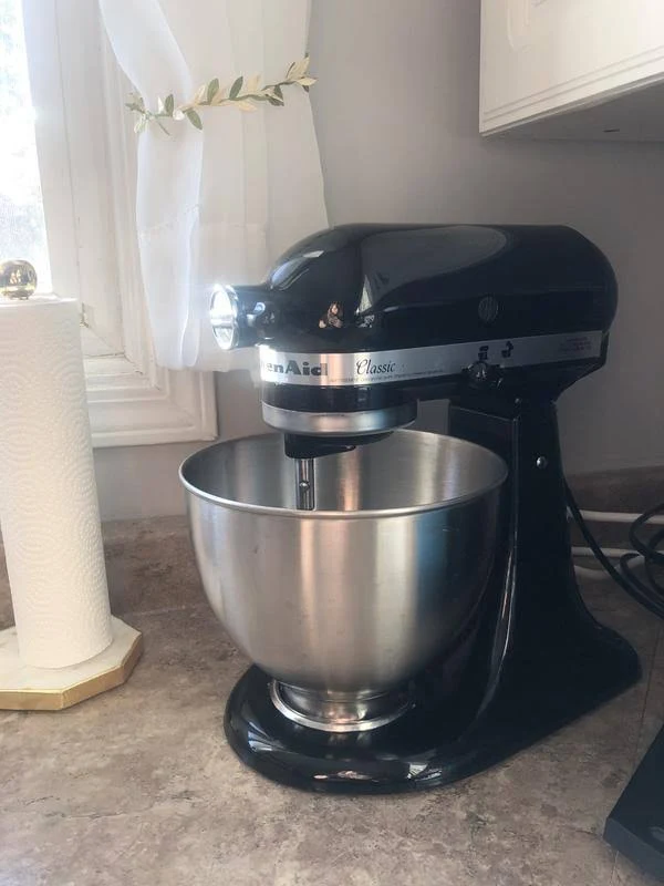 Black Stand Mixer